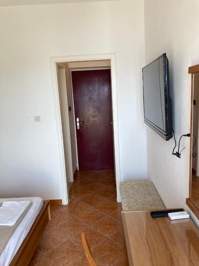 Rooms Vinka Tudor Хвар Екстериор снимка