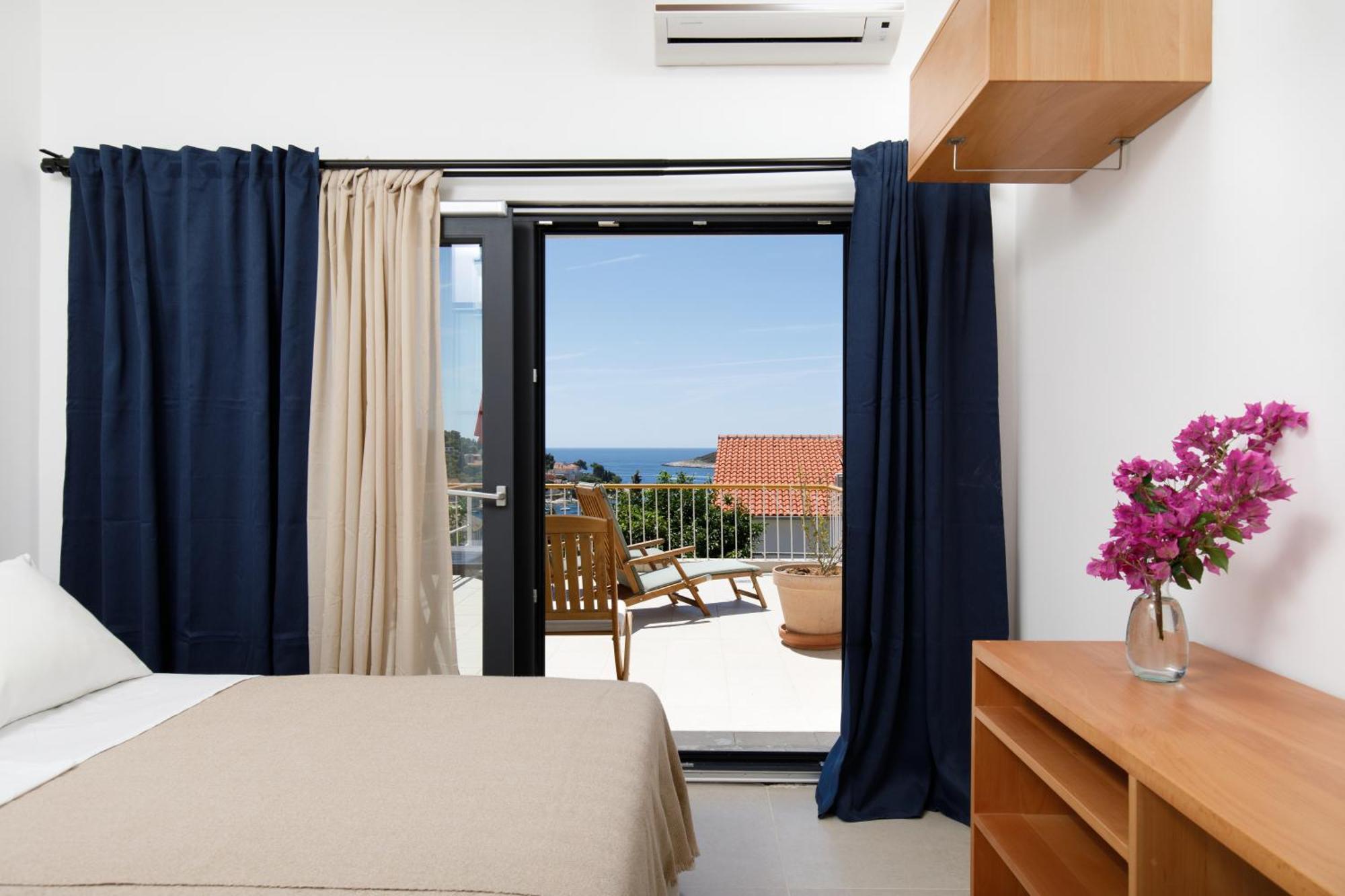 Rooms Vinka Tudor Хвар Екстериор снимка